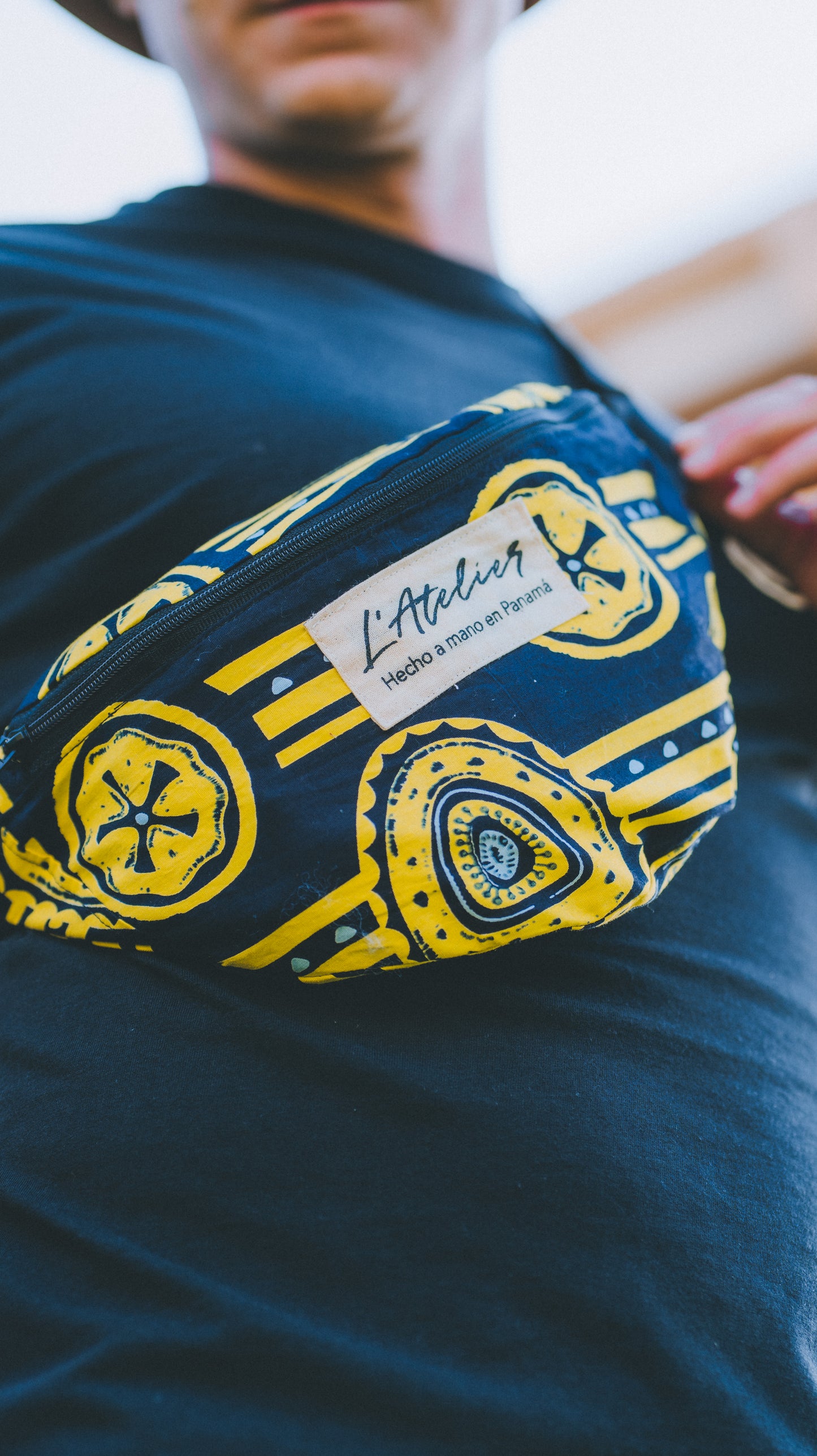 Cangurera L'Atelier - Sling bag